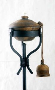Obrázek z Kovaná olejová lampa HŘEB 